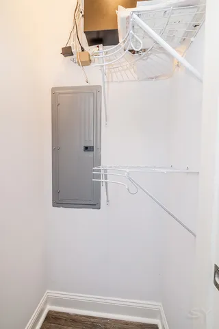 $3,200 | 1300 South Heath Avenue, Chicago, IL 60608