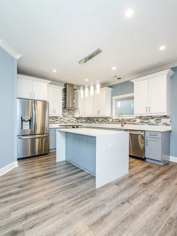 $3,200 | 1300 South Heath Avenue, Chicago, IL 60608