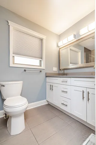 $3,200 | 1300 South Heath Avenue, Chicago, IL 60608