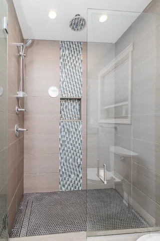 $3,200 | 1300 South Heath Avenue, Chicago, IL 60608