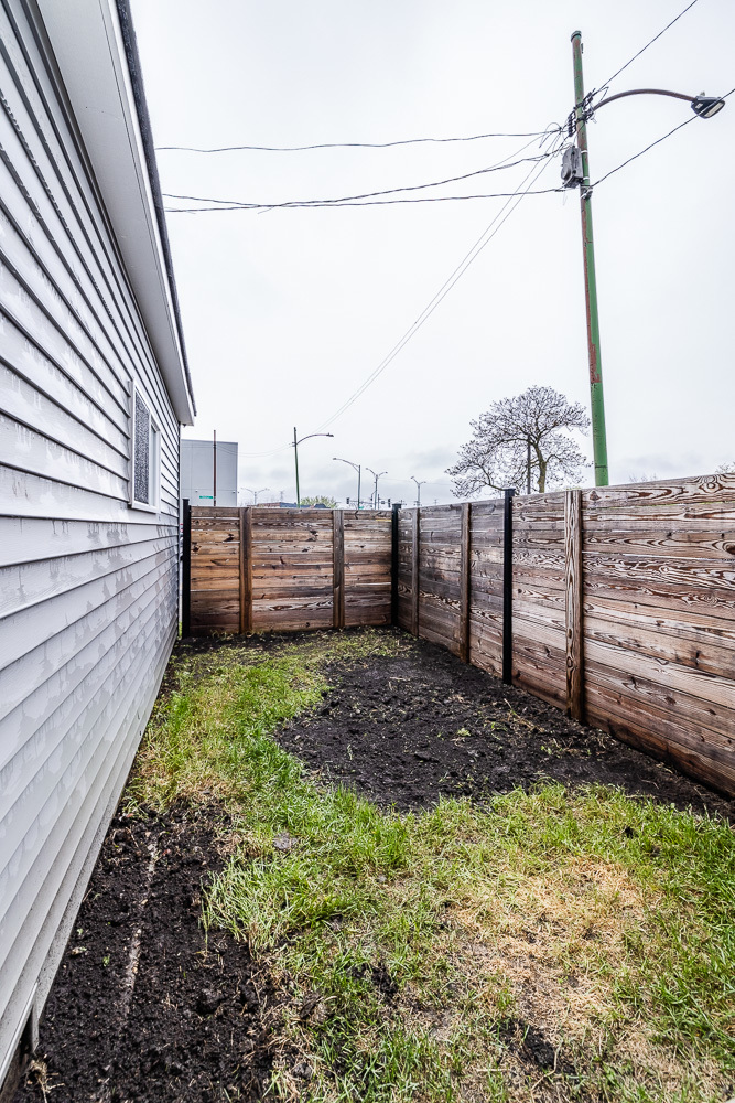 1300 South Heath Avenue Chicago, IL 60608 - Photo 54 of 55 a view of a backyard with sitting area
