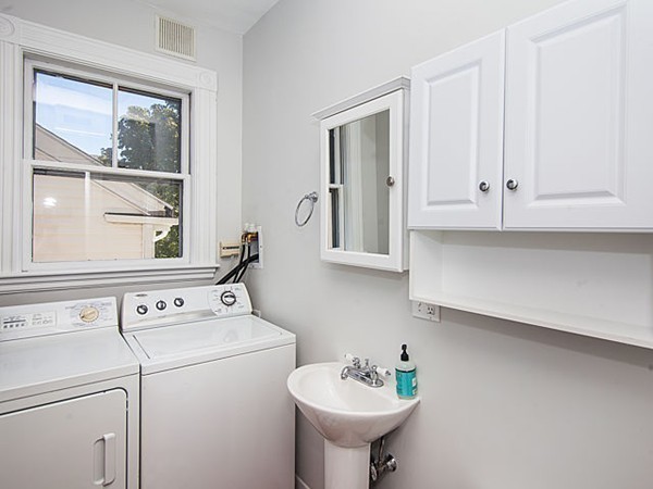 115 Walnut Street, Unit 2 Brookline, MA 02445 - Photo 7 of 19 Gallery Image 7