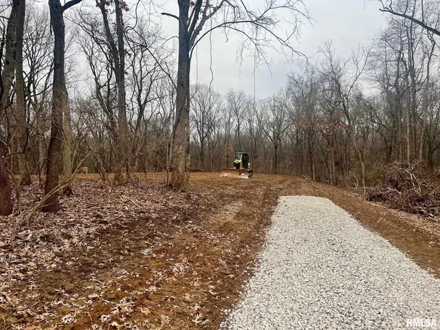 $42,000 | 50-52 Hideaway Estates Road, Petersburg, IL 62675