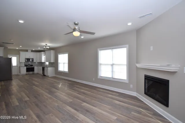 $1,800 | 825 Sarah Rebecca Drive, Unit B, Greenville, NC 27834