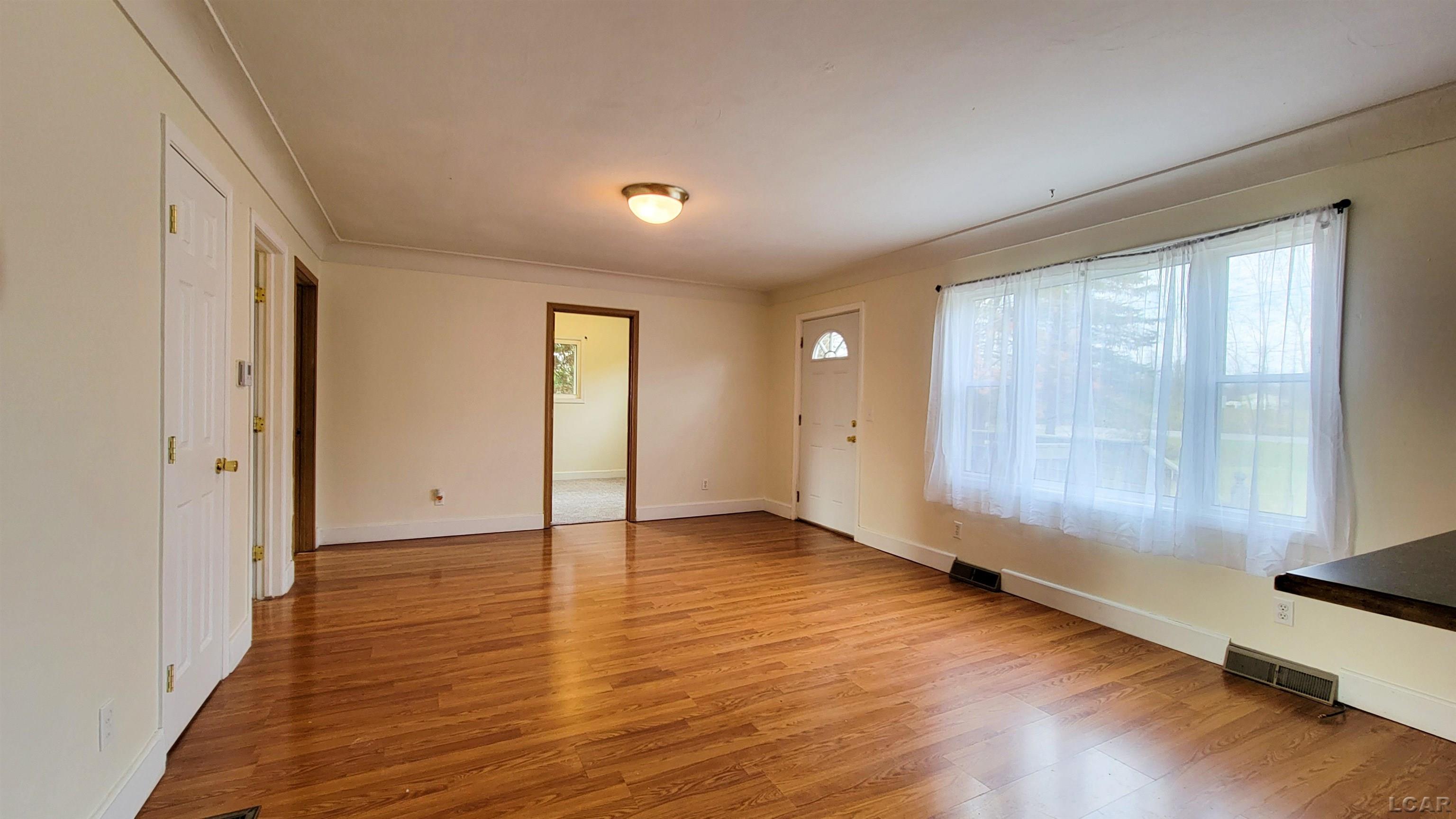 1205 West Carleton Road Adrian, MI 49221 - Photo 7 of 17