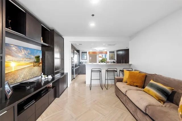 $4,600,000 | 2444 Fisher Island Drive, Unit 5404, Miami Beach, FL 33109