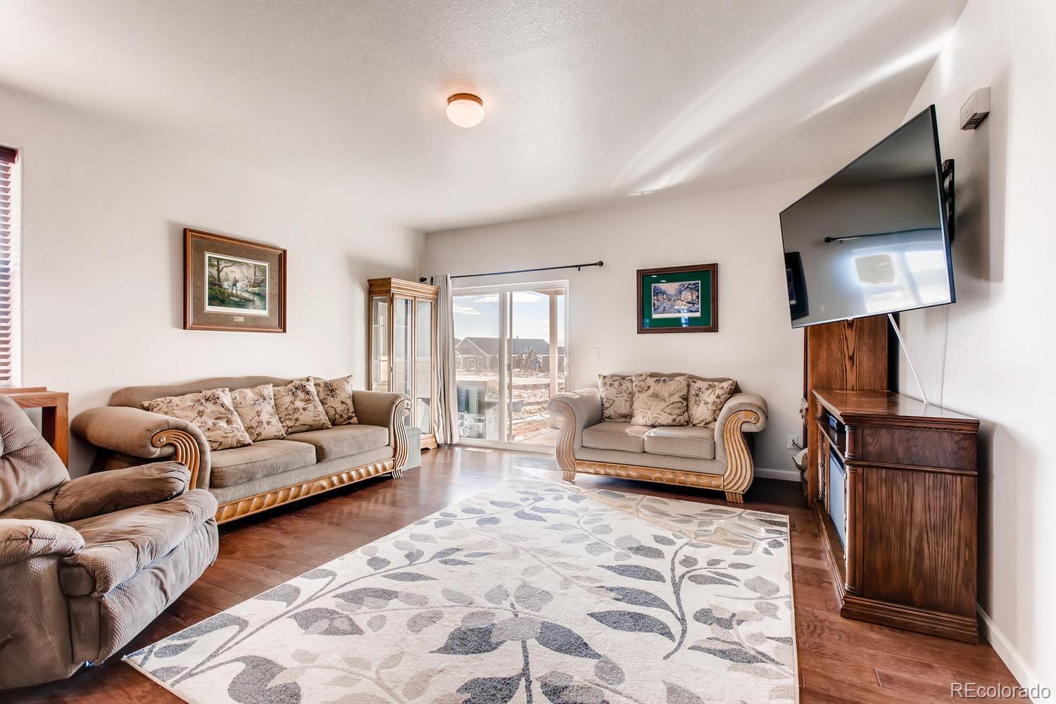5762 Desert Inn Loop Elizabeth, CO 80107 - Photo 5 of 28 Gallery Image 5