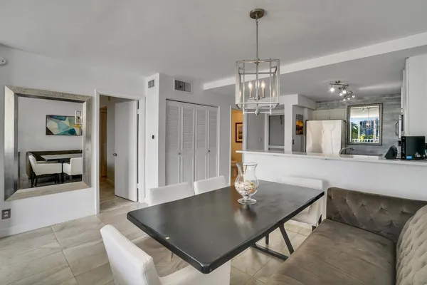 $349,000 | 1609 North Riverside Drive, Unit 304, Pompano Beach, FL 33062