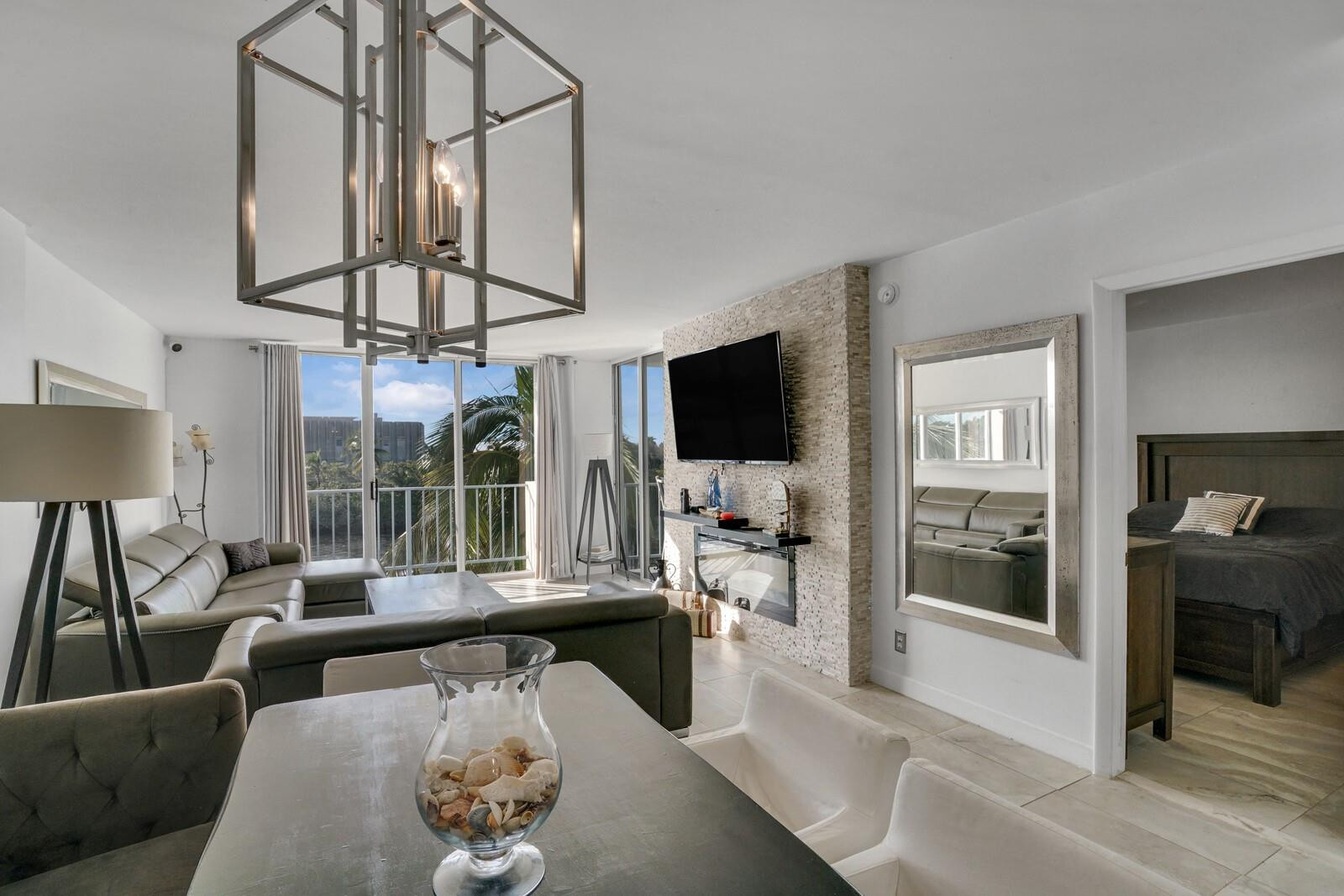 1609 North Riverside Drive, Unit 304 Pompano Beach, FL 33062 - Photo 12 of 39 Photo 12