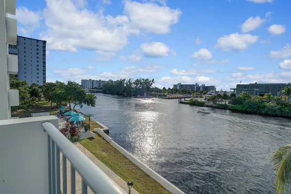 $349,000 | 1609 North Riverside Drive, Unit 304, Pompano Beach, FL 33062