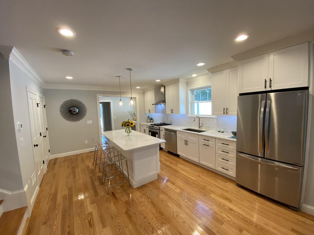 21 Crescent Road, Unit 1 Needham, MA 02494 - Photo 1 of 9