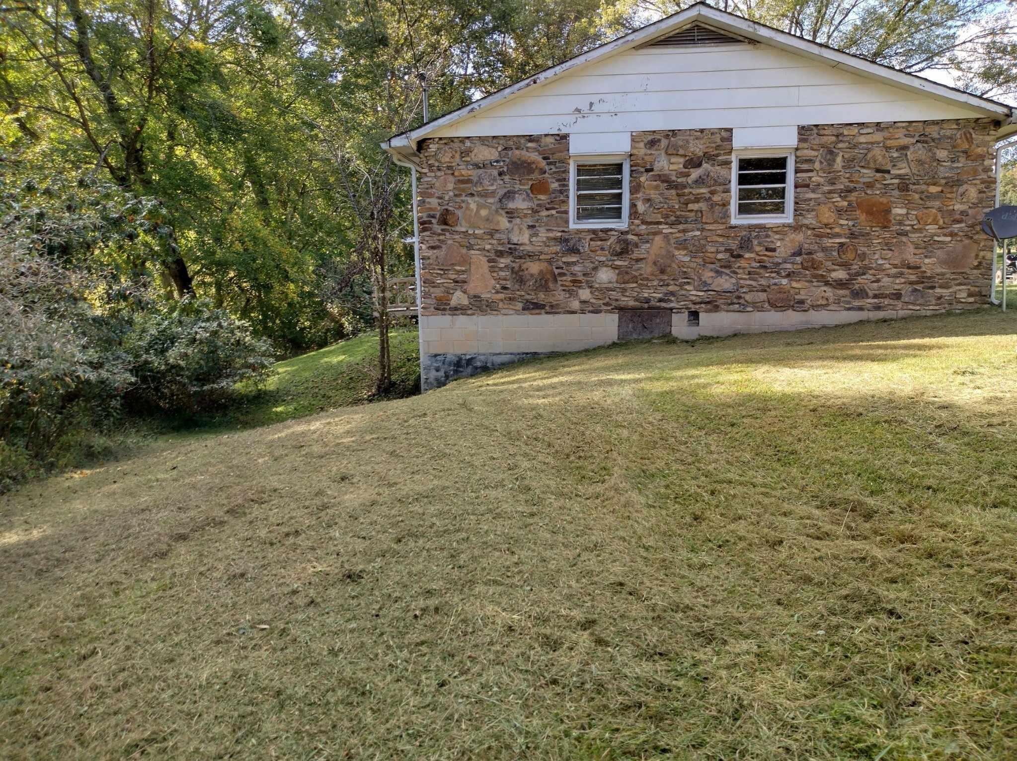 233 Silo Road Beattyville, KY 41311 - Photo 8 of 29 c11d1338-5408-4883-84f3-4a55b8a82325