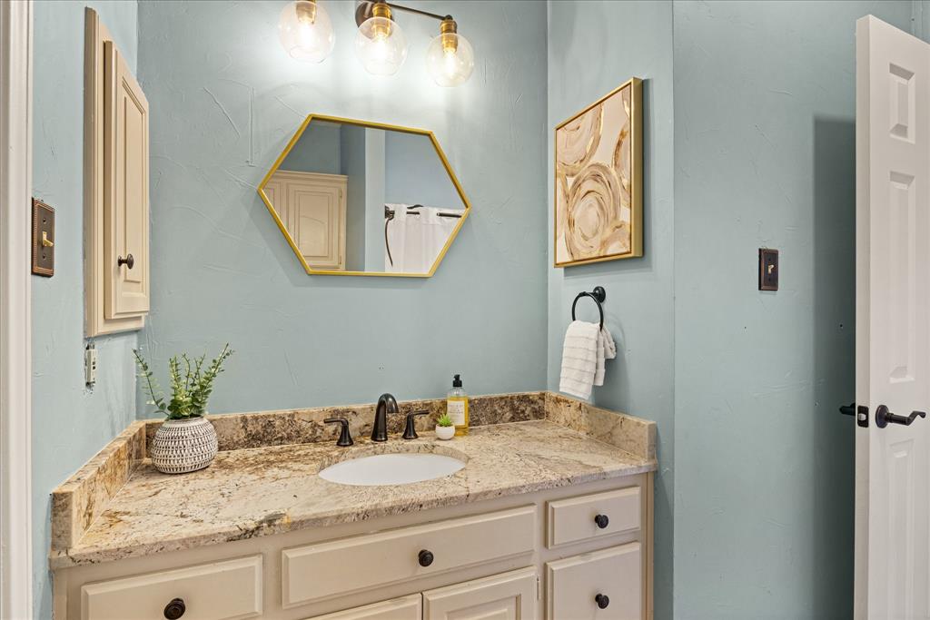 3501 Trinity Lane Plano, TX 75075 - Photo 14 of 31