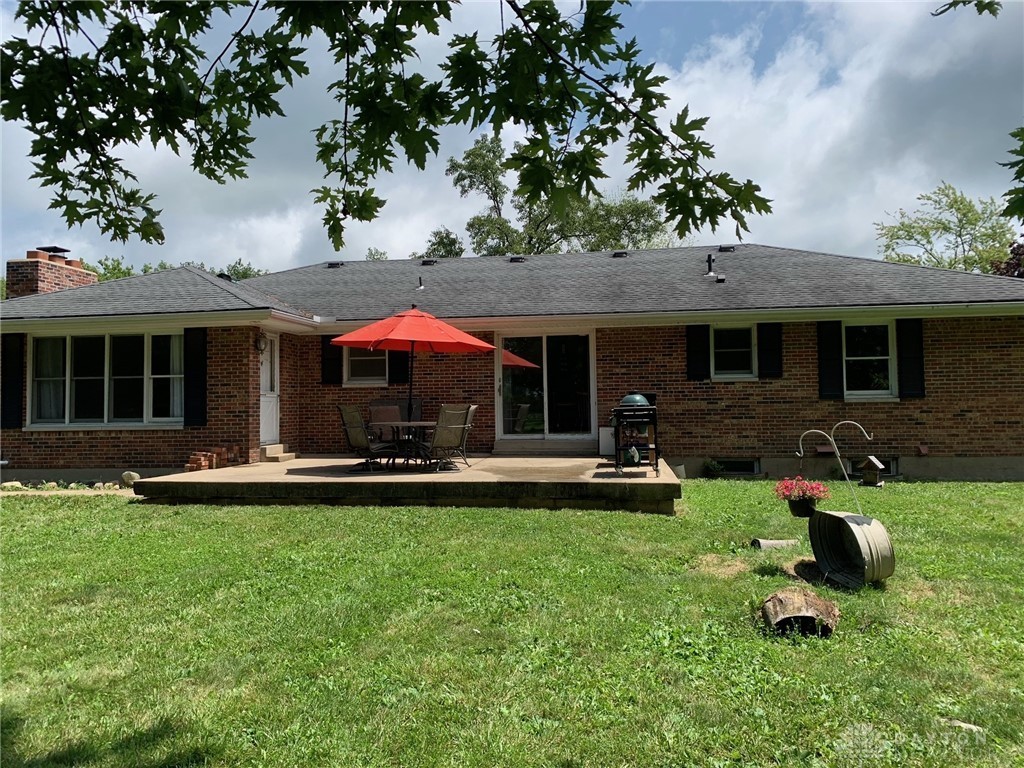 8375 Number 9 Road Brookville, OH 45309 - Photo 4 of 43 Gallery Image 4