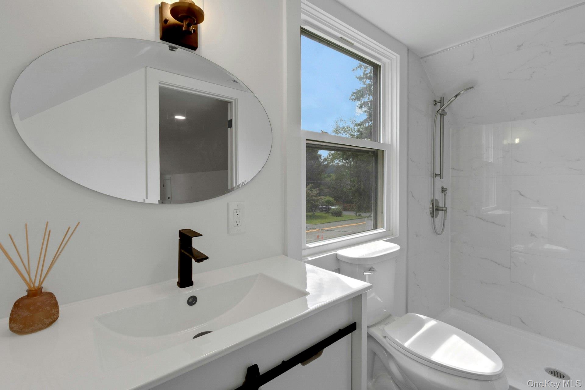 28 Quaspeak Road Congers, NY 10920 - Photo 25 of 44 Primary Bath