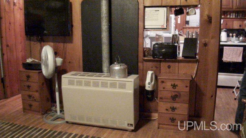 46721 Bootjack Road Lake Linden, MI 49945 - Photo 9 of 19 Gallery Image 9