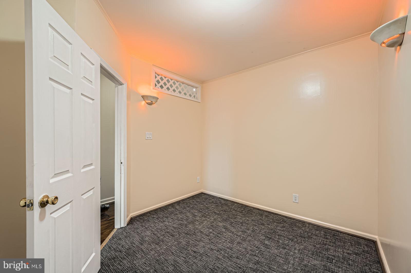 2015 East North Avenue Baltimore, MD 21213 - Photo 27 of 34