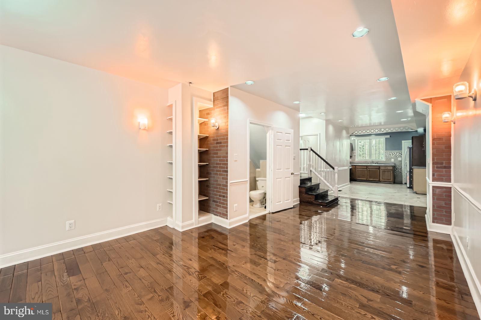 2015 East North Avenue Baltimore, MD 21213 - Photo 6 of 34