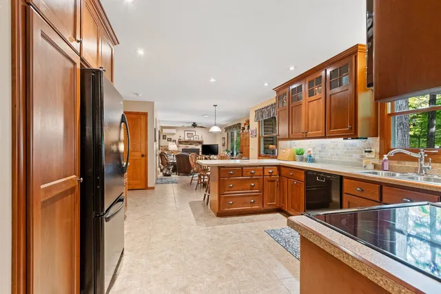 $549,900 | 5495 Maple Heights Circle East, Sturgeon Bay, WI 54235