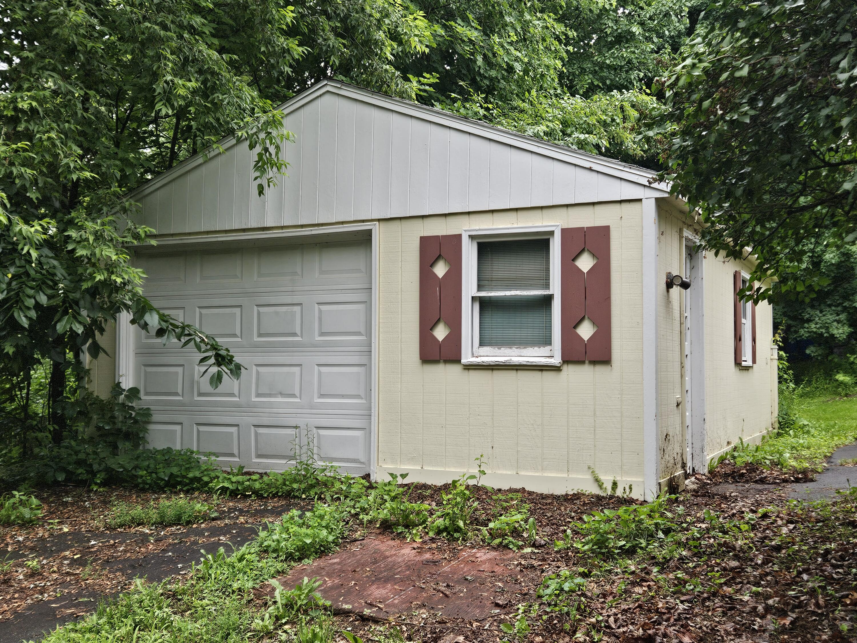 2 Central Avenue Waterville, ME 04901 - Photo 31 of 67 20260615_104449