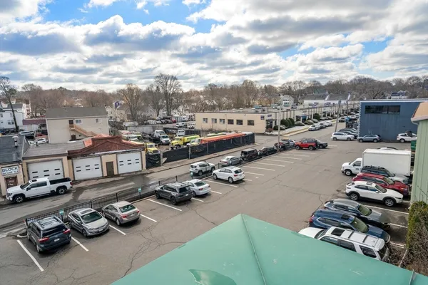 a view of a parking space