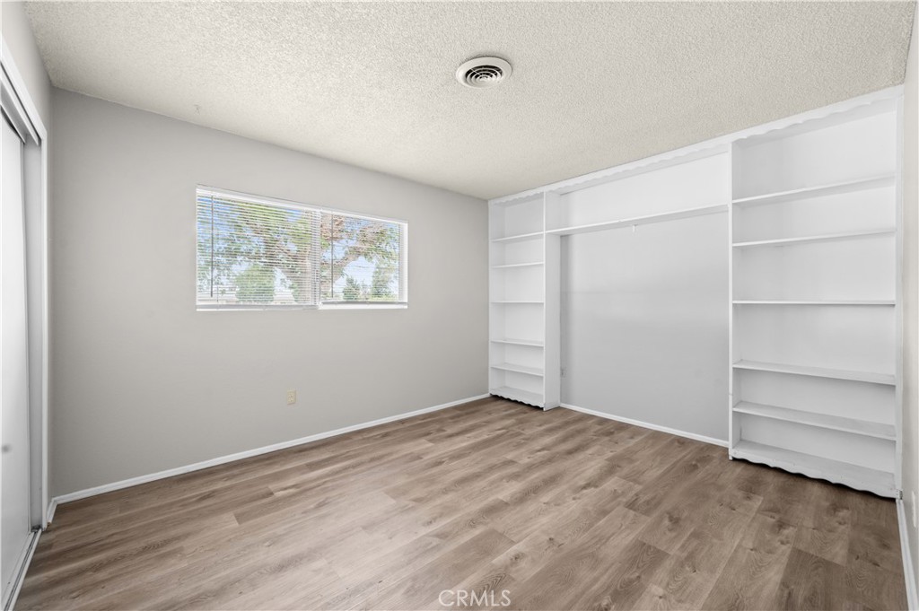 13755 Mohawk Road Apple Valley, CA 92307 - Photo 35 of 66