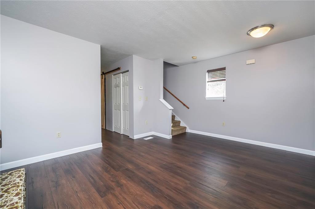 926 Etna Circle McKees Rocks, PA 15136 - Photo 5 of 20 Gallery Image 5