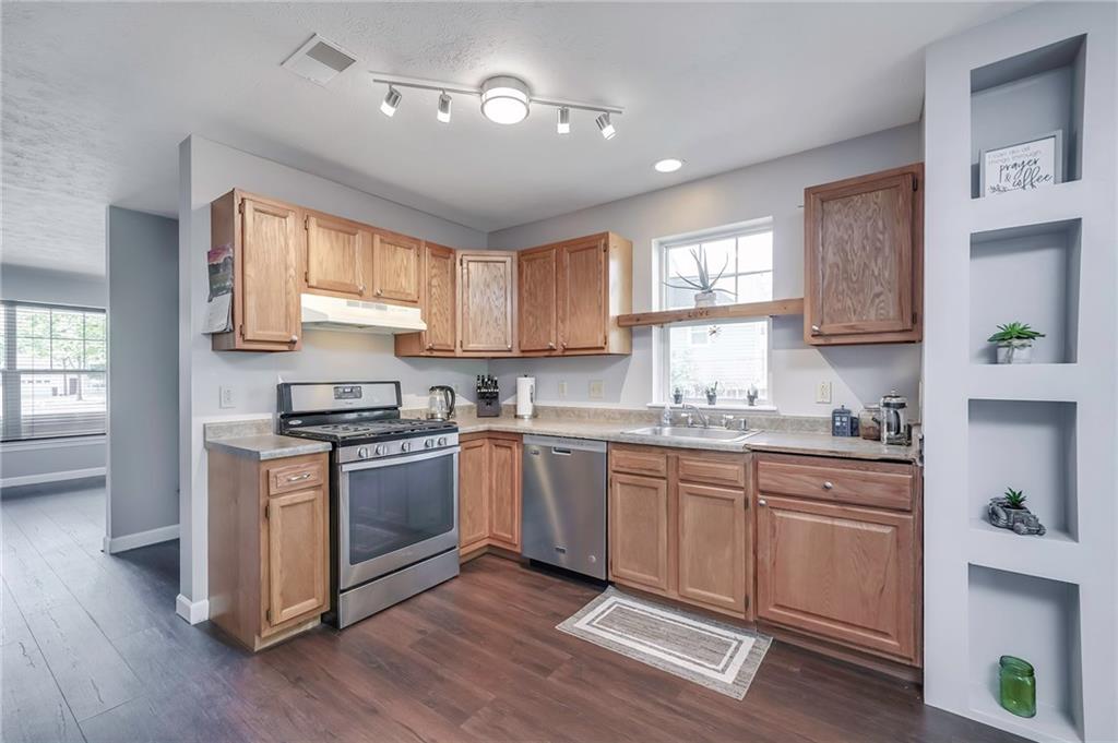 926 Etna Circle McKees Rocks, PA 15136 - Photo 9 of 20 Gallery Image 9