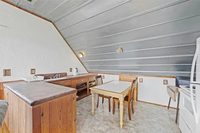 a view of washer and dryer