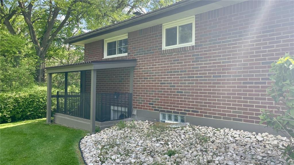 101 Moffet Mill Road Aliquippa, PA 15001 - Photo 19 of 20 Enclosed basement entry