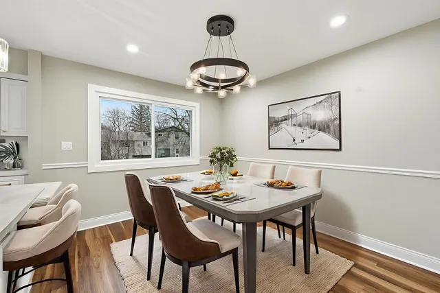 $439,900 | 703 North Whitcomb Drive, Palatine, IL 60074