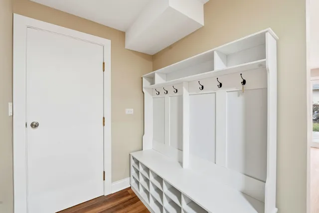 $439,900 | 703 North Whitcomb Drive, Palatine, IL 60074