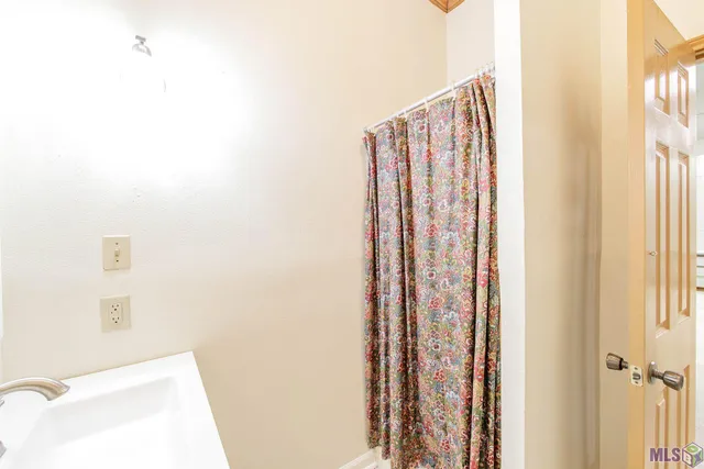 $1,250,000 | 3752-3762 Highway 311, Houma, LA 70360