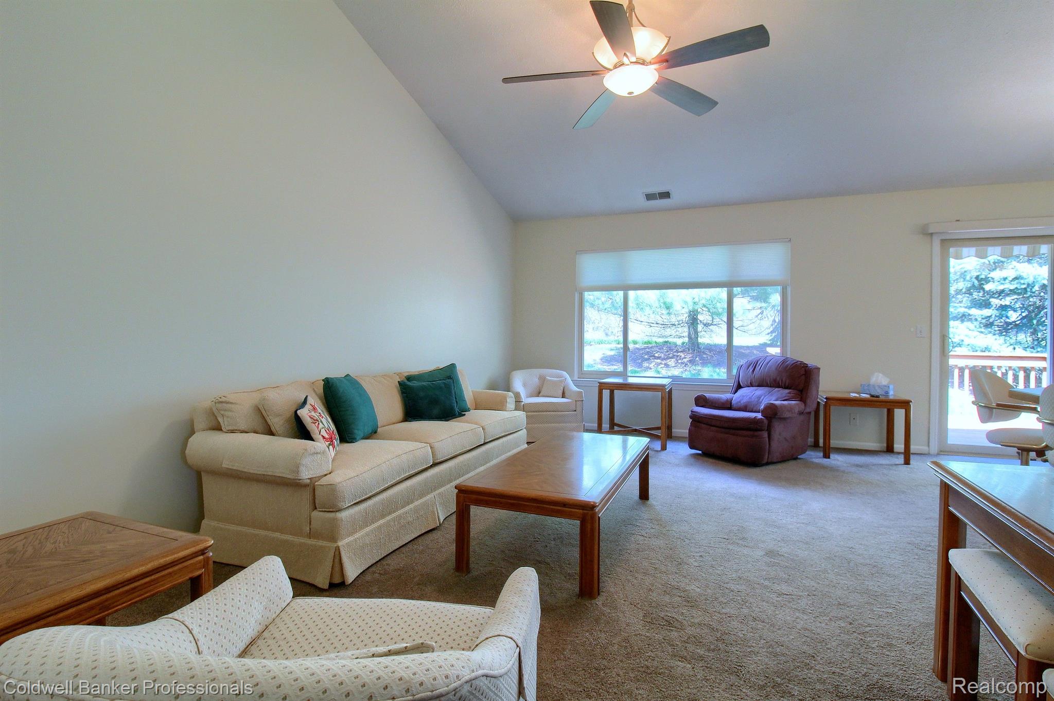 46144 Reedgrass Lane Belleville, MI 48111 - Photo 6 of 29 Gallery Image 6