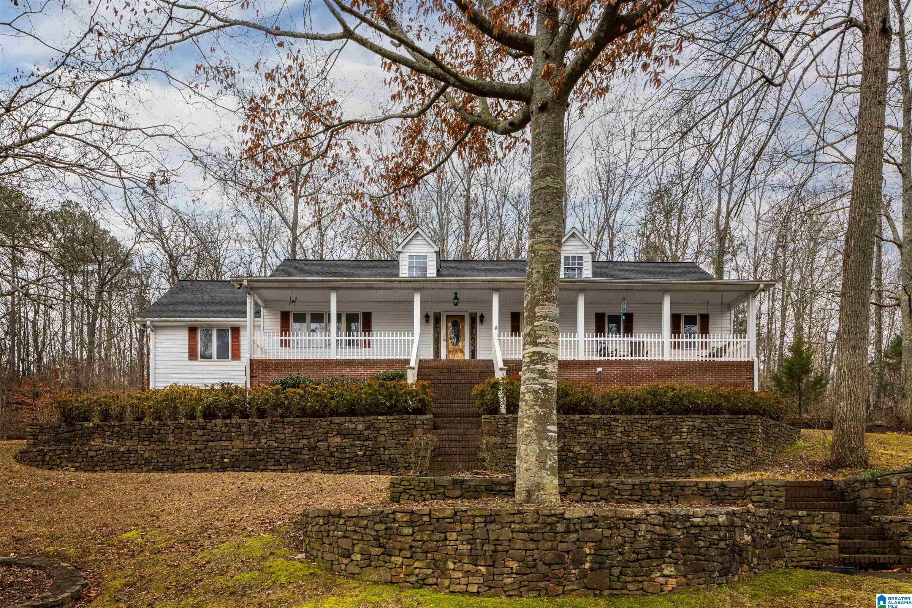 1 Heritage Road Oneonta, AL 35121 - Photo 2 of 74