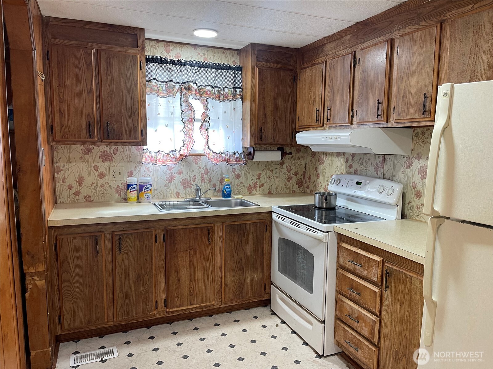 6062 Highway 20, Unit 55 Port Townsend, WA 98368 - Photo 2 of 9