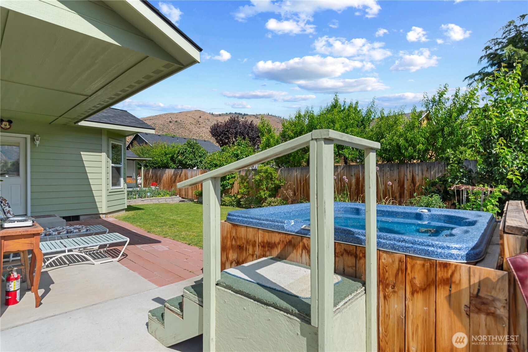 1010 Crest Loop Entiat, WA 98822 - Photo 15 of 35