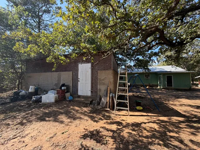 $150,000 | 273 Alta Vista Drive, Bastrop, TX 78602