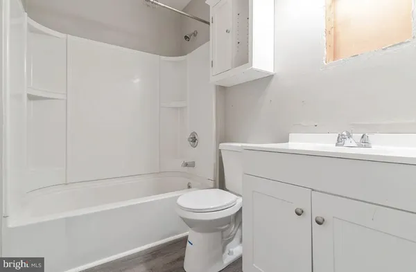 $2,850 | 438 Bloomsbury Avenue, Baltimore, MD 21228