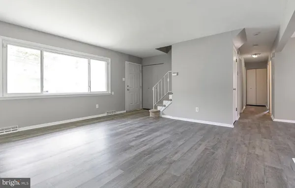 $2,850 | 438 Bloomsbury Avenue, Baltimore, MD 21228