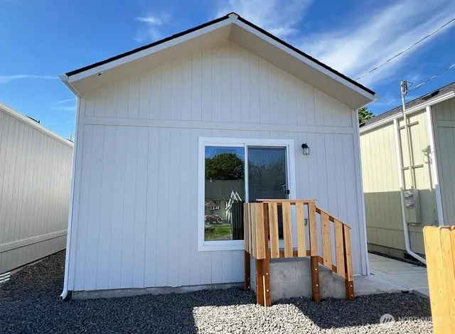 $1,955,600 | 1912-1918 West Buckeye Avenue, Spokane, WA 99205