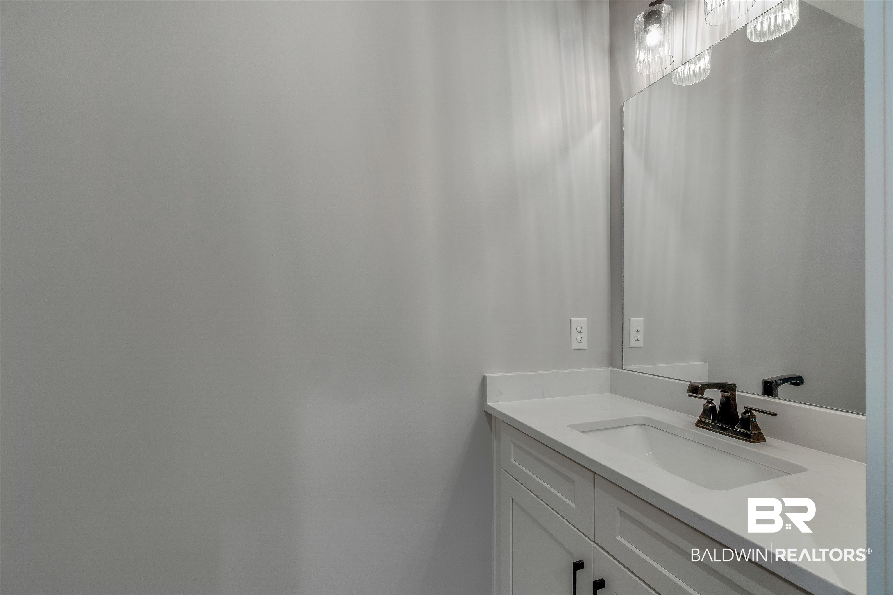 10985 Atrium Avenue Fairhope, AL 36532 - Photo 31 of 58 Bathroom with vanity