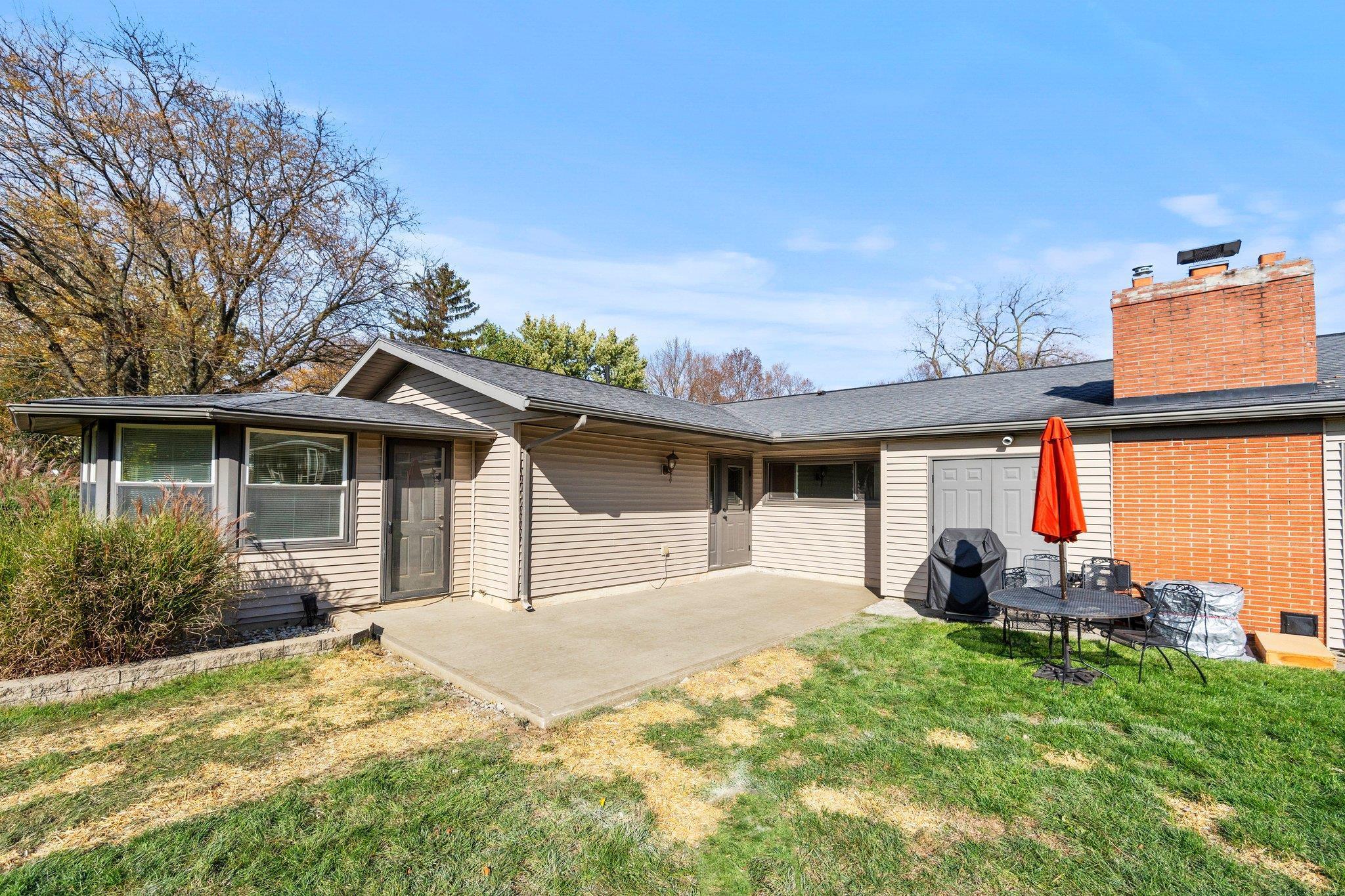 4902 Stratford Road Fort Wayne, IN 46807 - Photo 32 of 36