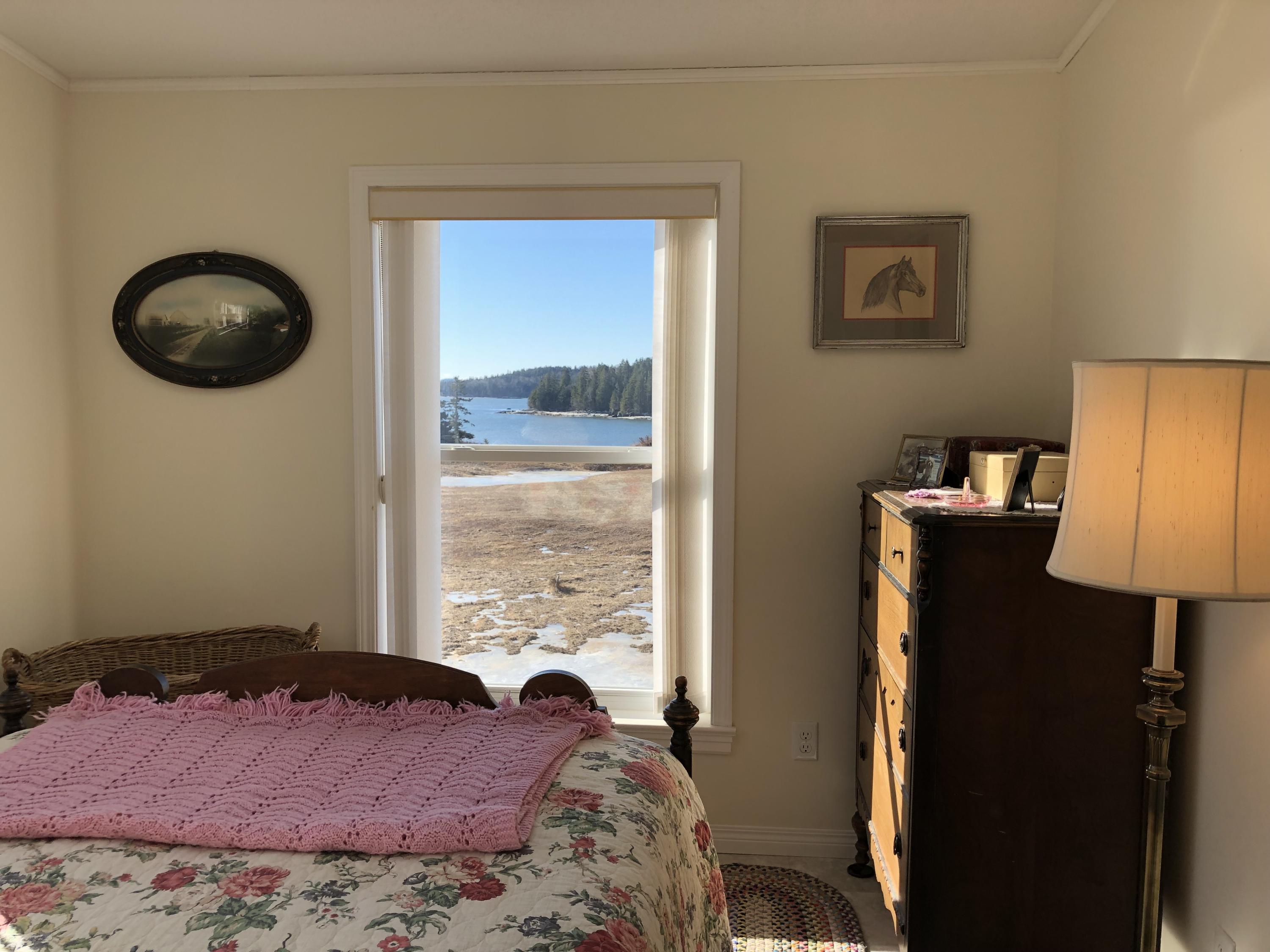 663 Cutler Road Machiasport, ME 04655 - Photo 20 of 26 15. Bedroom