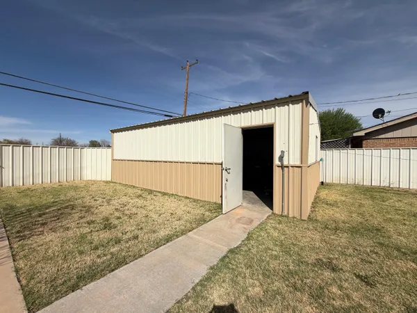 $210,000 | 209 East 4th Street, Denver City, TX 79323