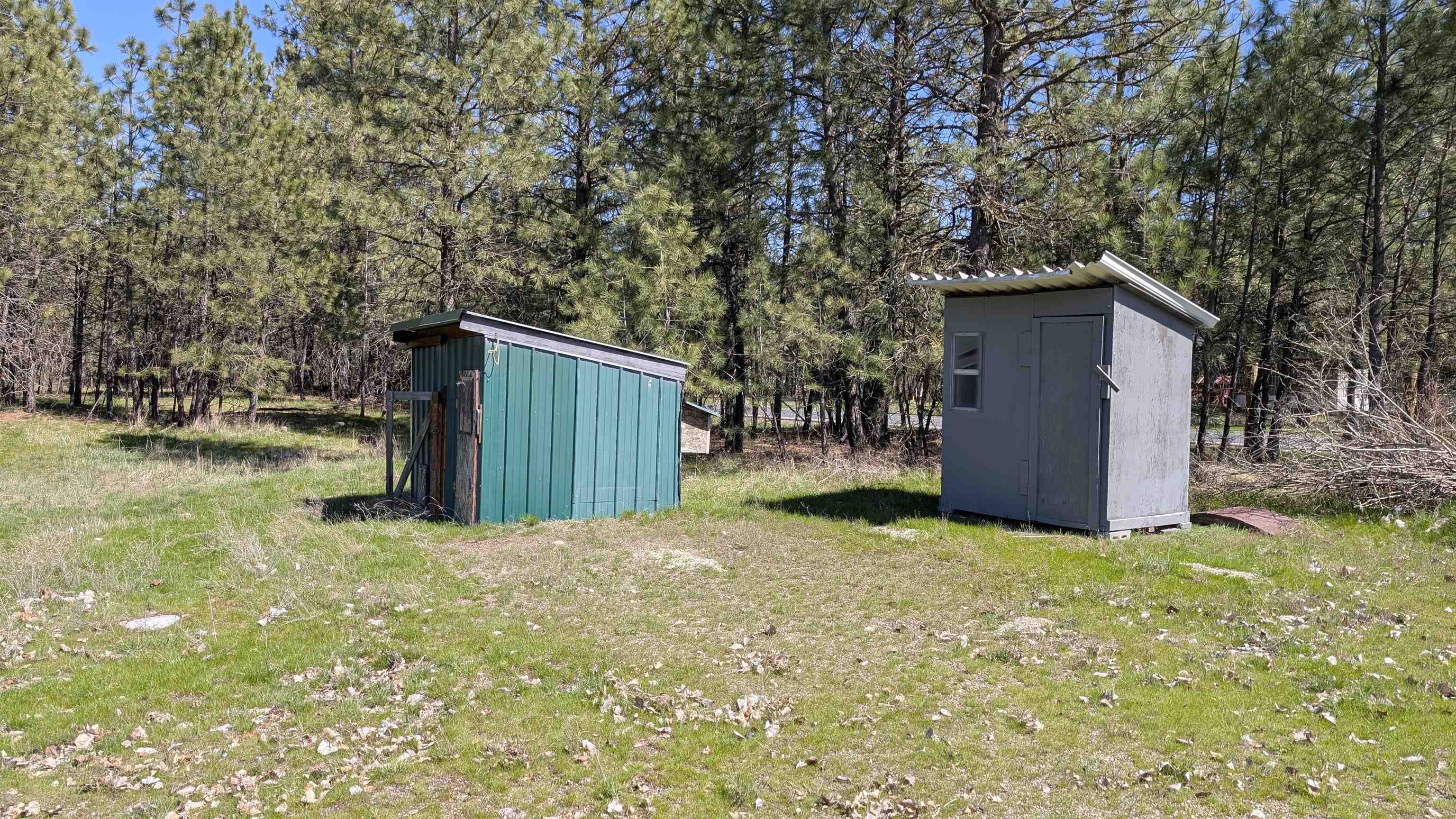 4807 East Chattaroy Road Chattaroy, WA 99003 - Photo 17 of 32