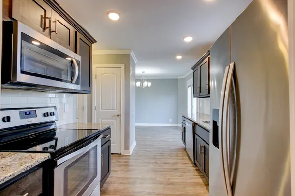 $1,995 | 505 Tracy Lane, Clarksville, TN 37040