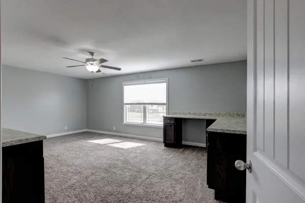 $1,995 | 505 Tracy Lane, Clarksville, TN 37040