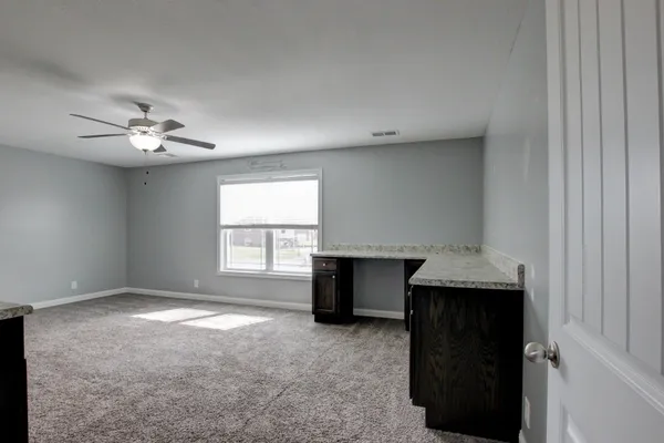 $1,995 | 505 Tracy Lane, Clarksville, TN 37040