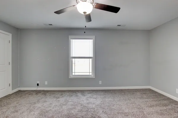 $1,995 | 505 Tracy Lane, Clarksville, TN 37040